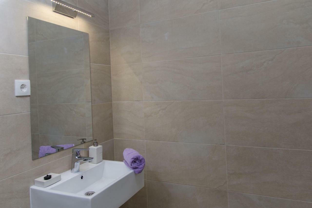 Apartment Quarko Kaštela Buitenkant foto