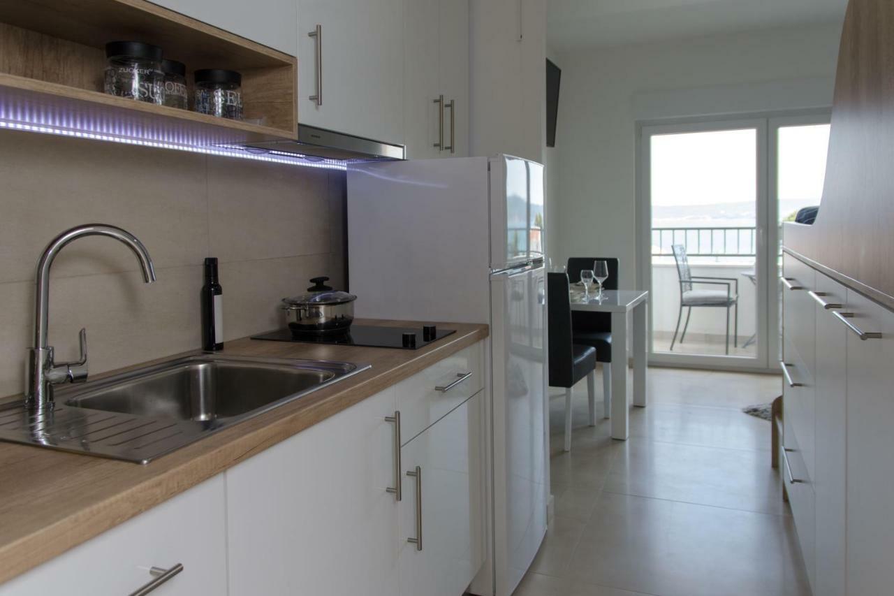 Apartment Quarko Kaštela Buitenkant foto